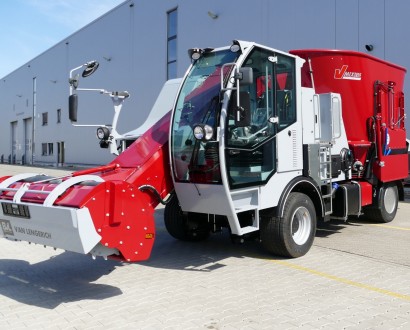 BvL Voermengwagen - zelfrijdend 3