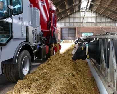 BvL Voermengwagen - zelfrijdend 2