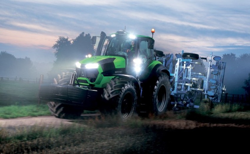 Tractor 9 series 1