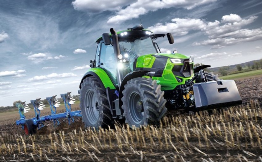 Tractor 6 STAGE V serie 1