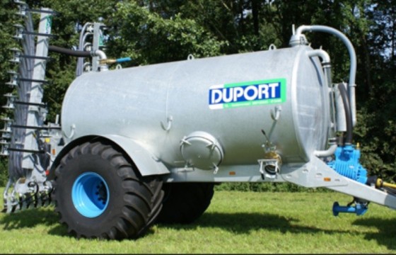 Vacuum tank
