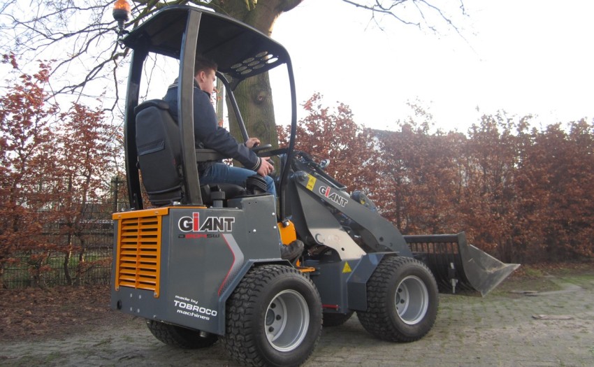 Giant D2504SW 1