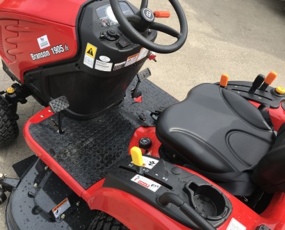 Branson 1905h compacttractor 4