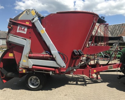 BVL Vmix 12 LS zelfladende voermengwagen small