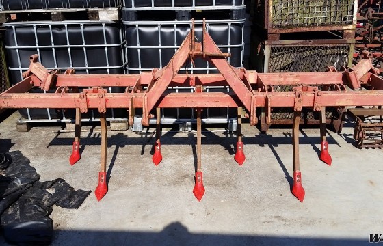 Niemeyer fixed-tine cultivator