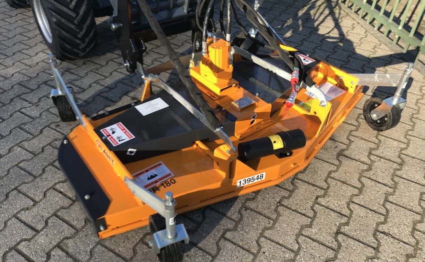 Giant Cirkelmaaier 1