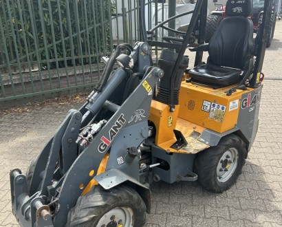 Giant D254SW kniklader 3