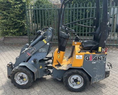 Giant D254SW kniklader 5