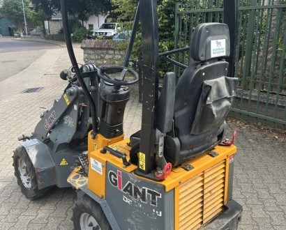 Giant D254SW kniklader 6