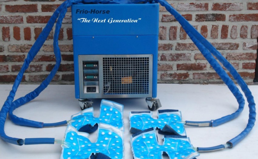 Frio-Horse Cooler 1