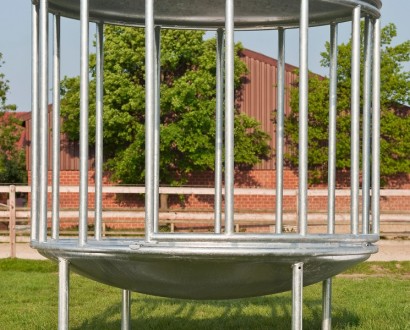 Round hay rack 3