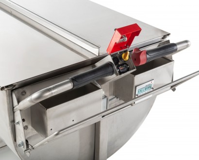 Stainless steel feed wagon 5