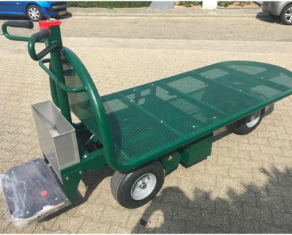 Straw trolley electric self-propelled 4