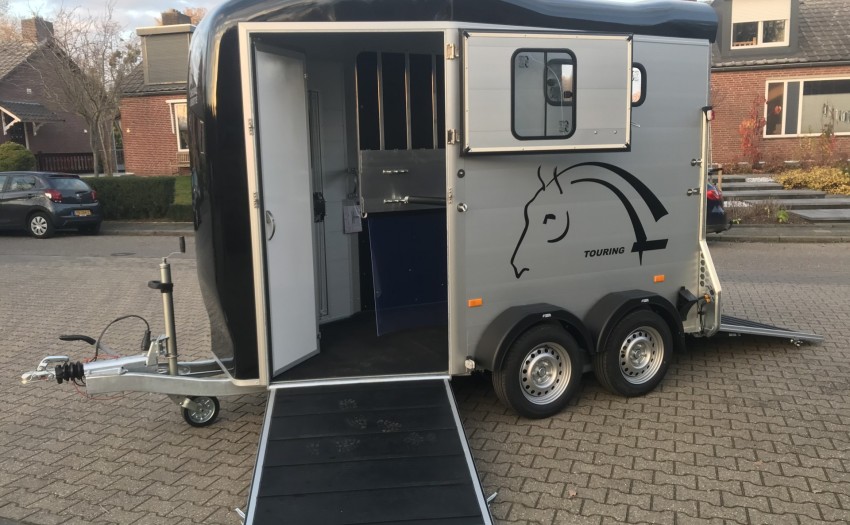 Cheval Liberté Touring Country 1