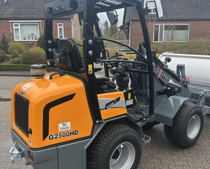 Giant G2500 showmodel small